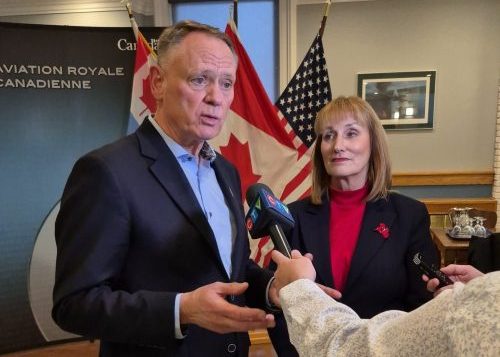 Minister of National Defense visits 22 Wing/CFB North Bay, speaks of growth